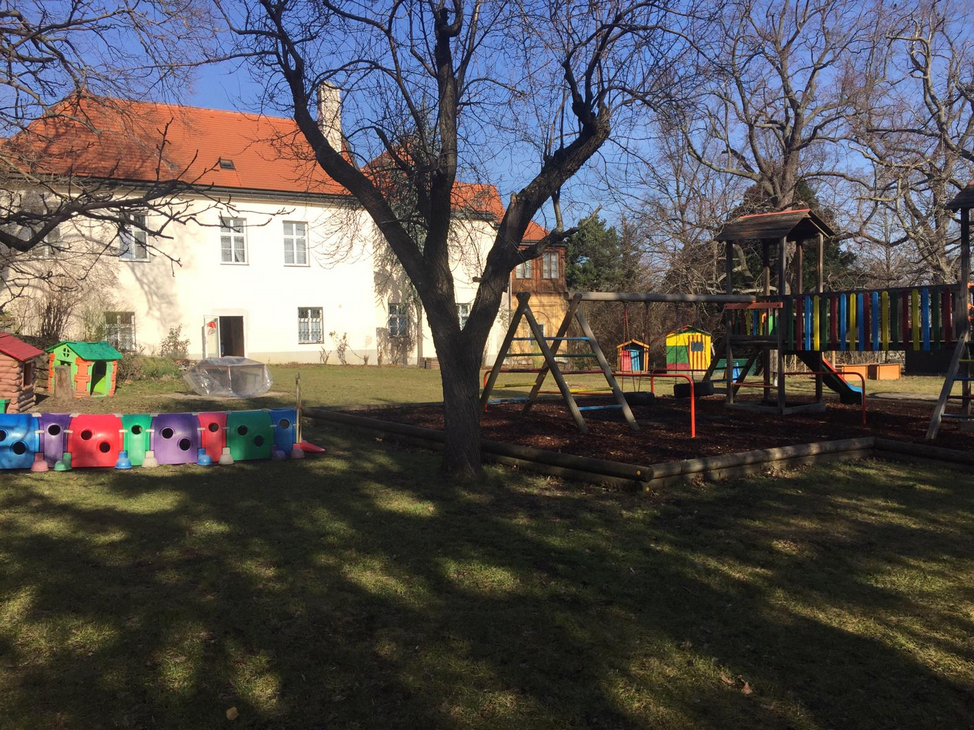 der Garten des Kindergartens
